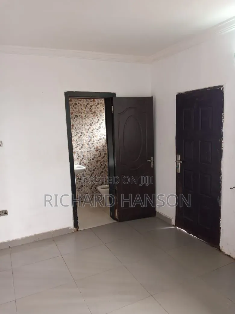 1bdrm Apartment in Secured (Not Mini, Agungi for rent in Agungi