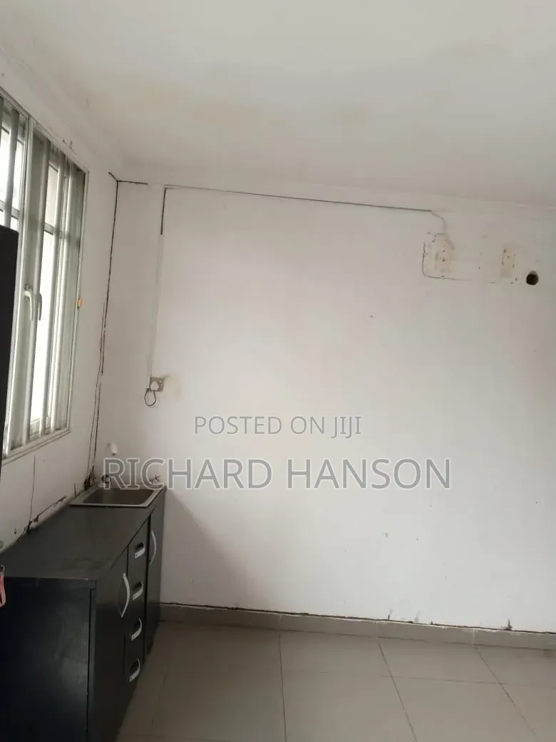1bdrm Apartment in Secured (Not Mini, Agungi for rent in Agungi