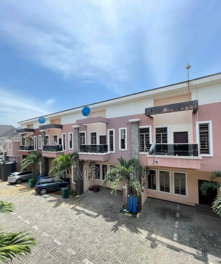 4bdrm Duplex in Chevron Owo, Lekki for rent in Lekki