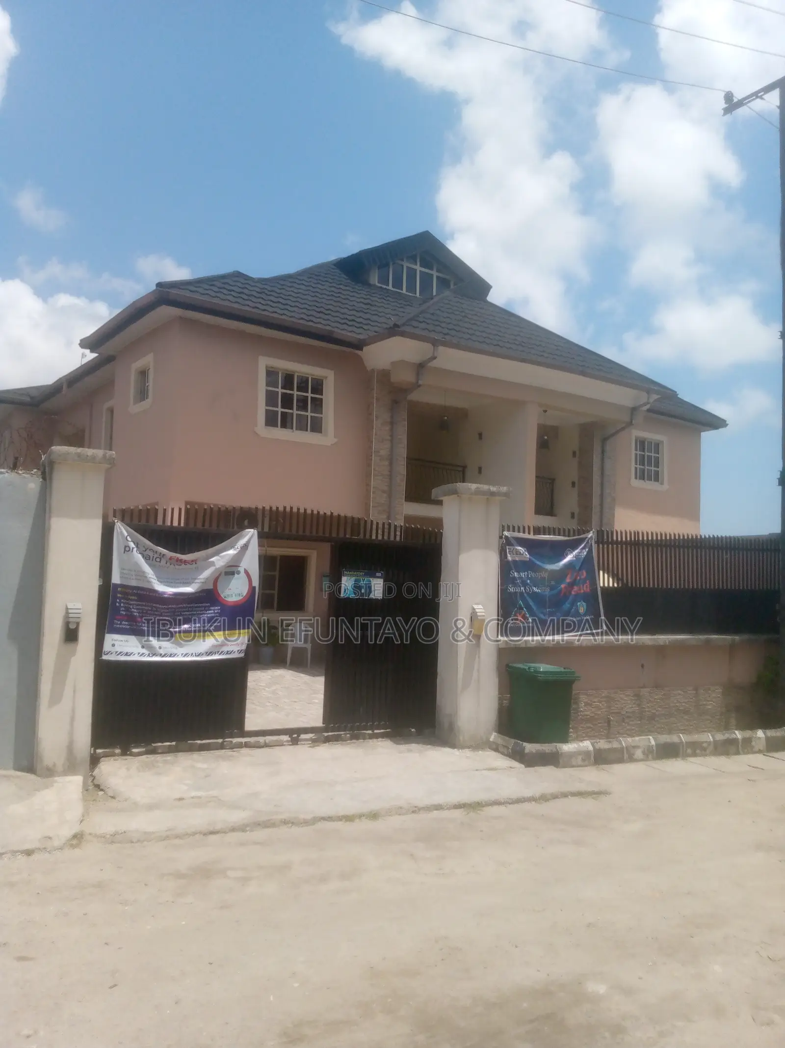 2wing of 4bedroom Duplex for Sale in Ajiwe