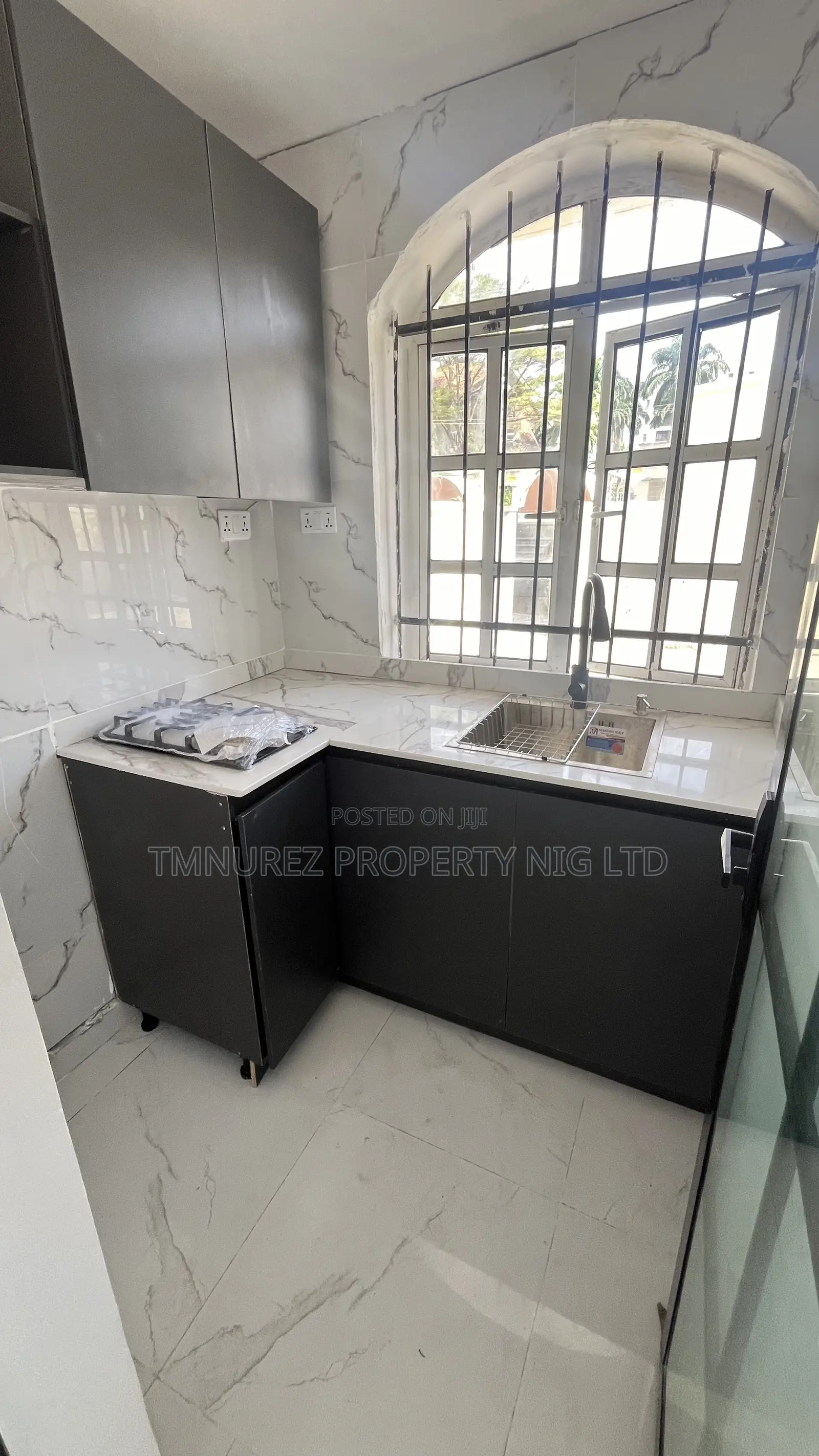 1bdrm Apartment in Oniru Side, Ligali Ayorinde for rent in Ligali Ayorinde