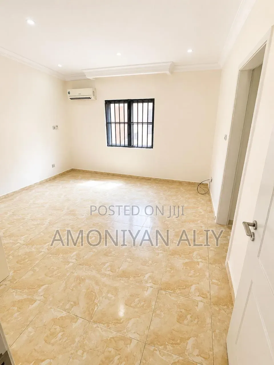 4bdrm Townhouse/Terrace in Abiola Court, Ikate for sale in Ikate