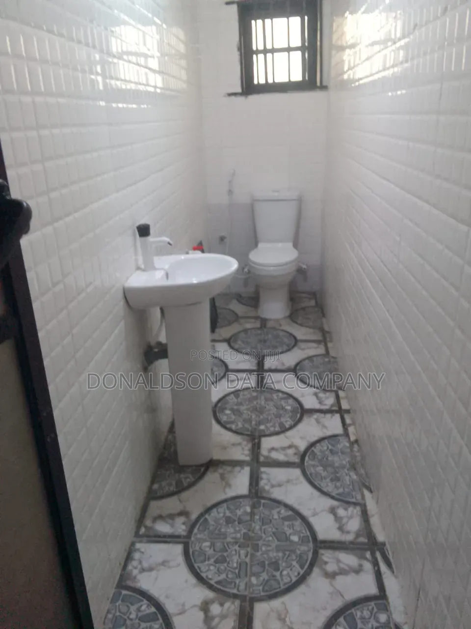 Furnished 4bdrm Duplex in Baaale Animashanhun for sale in Alakuko