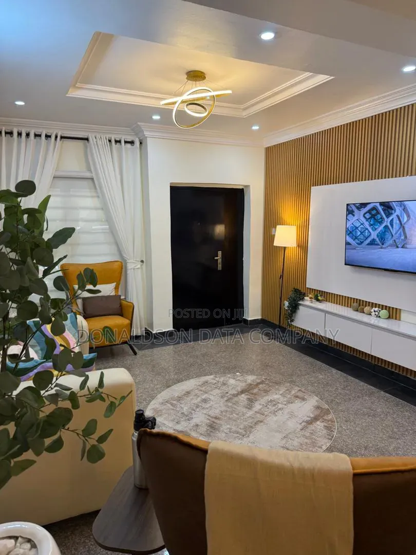 Furnished 4bdrm Duplex in Baaale Animashanhun for sale in Alakuko
