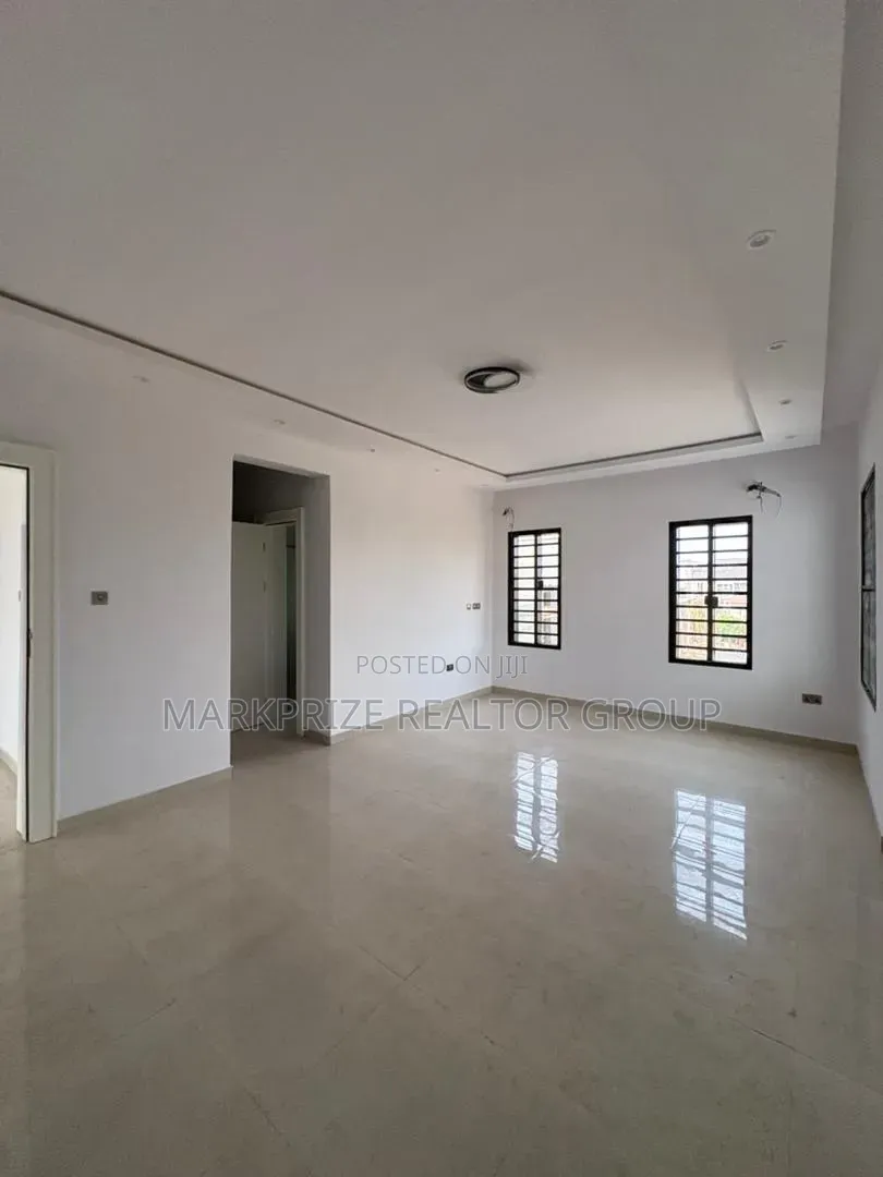Furnished 5bdrm Duplex in Kolapo Ishola Gra for sale in Akobo
