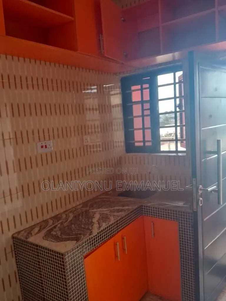 Furnished 3bdrm Apartment in Ipaja Road for rent in Ipaja Road