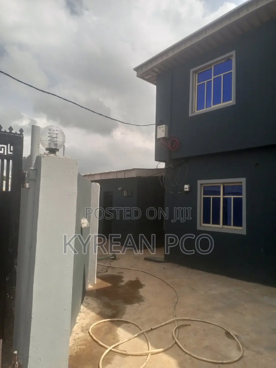 1bdrm Apartment in Olushowege Street, Agric for rent in Agric