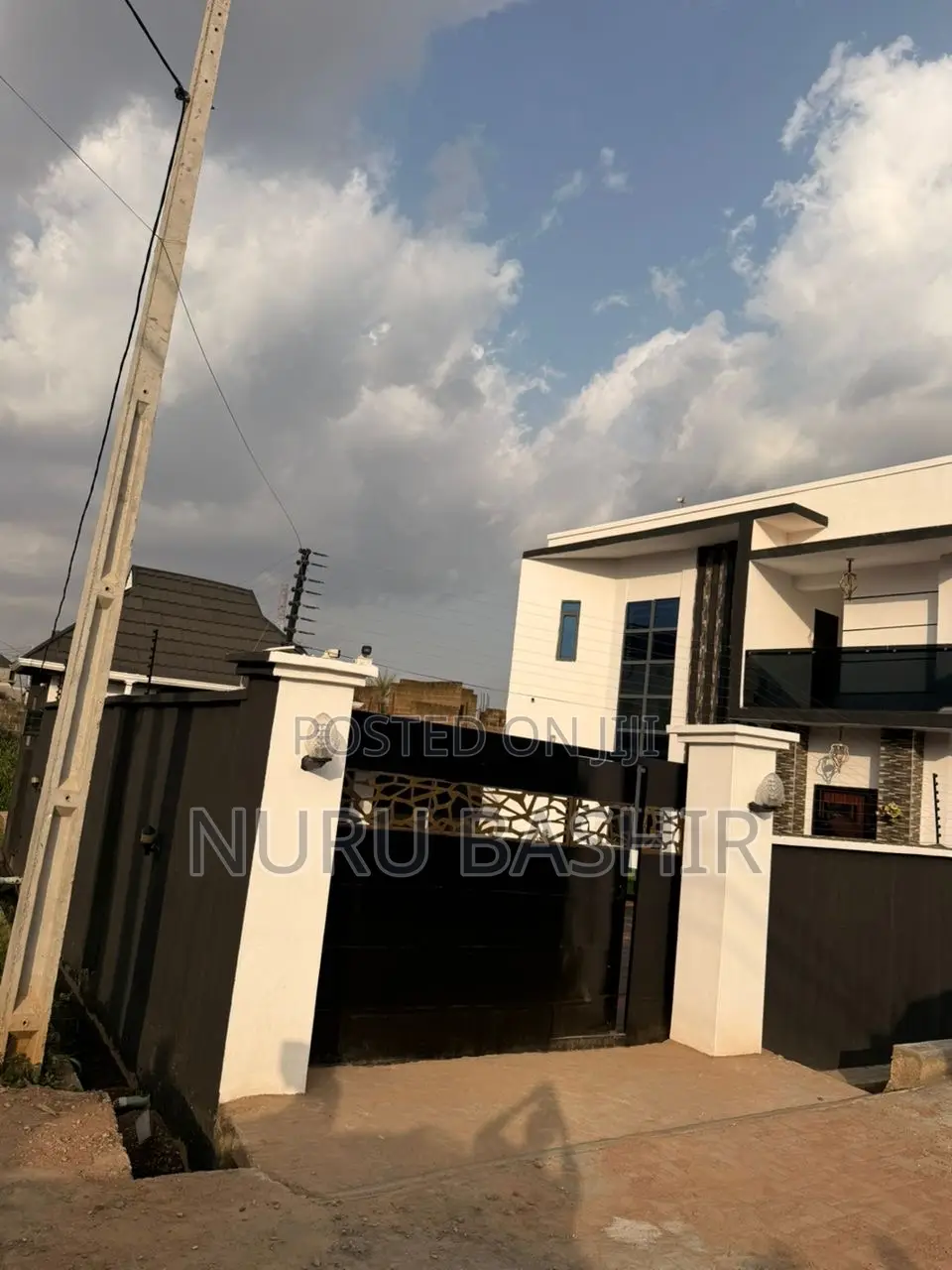 4bdrm Duplex in Ire Akari Estate, Akala Express for sale in Akala Express