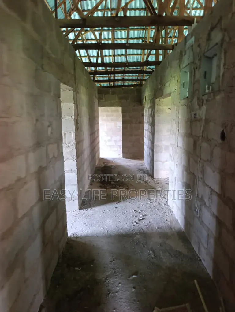 4bdrm Bungalow in Gbadewole, Akobo for sale in Akobo