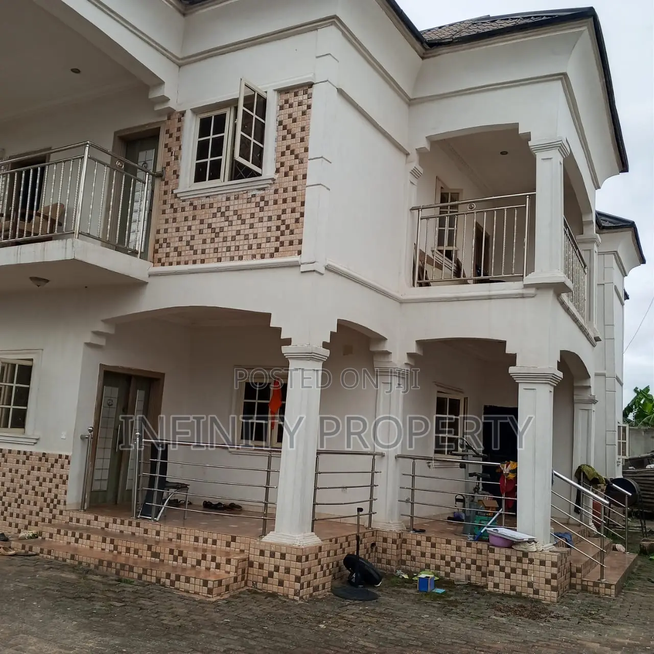 5bdrm Duplex in Sapele Road  Before , Benin City for sale in Benin City