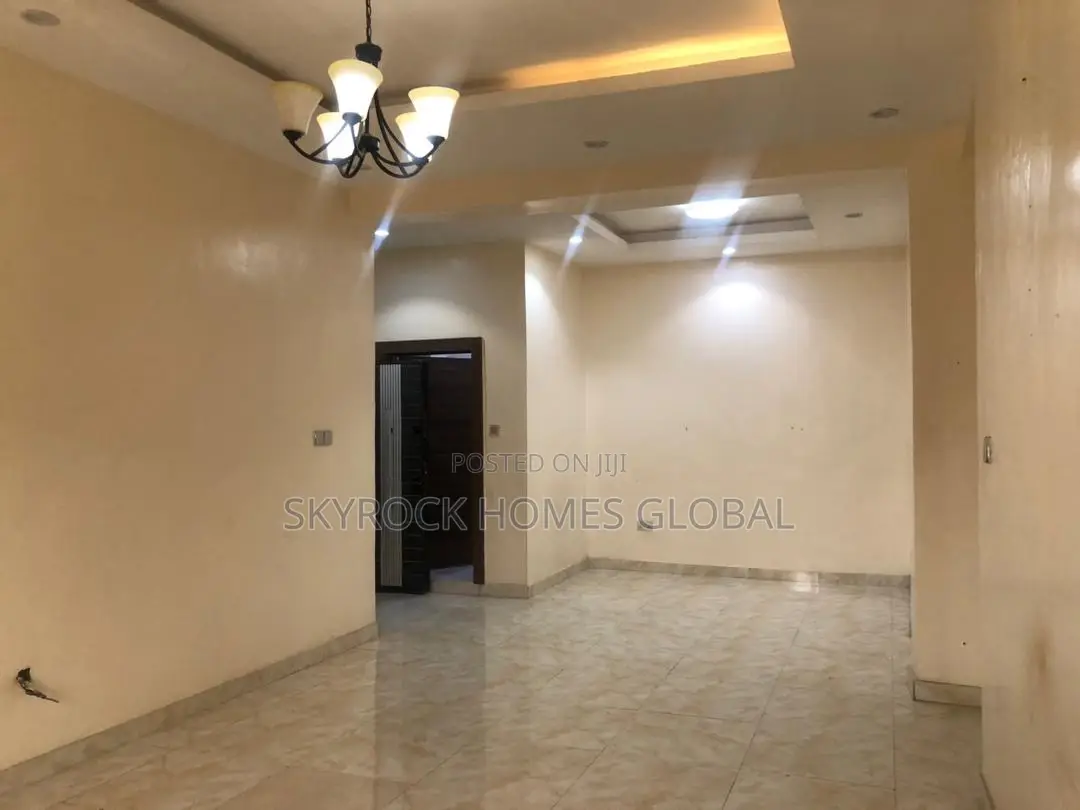2bdrm Block of Flats in Ikate for rent in Ikate