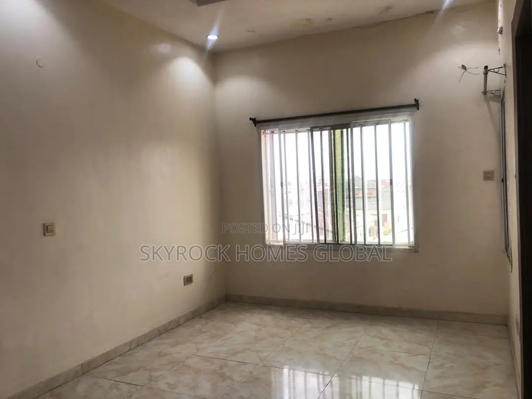 2bdrm Block of Flats in Ikate for rent in Ikate