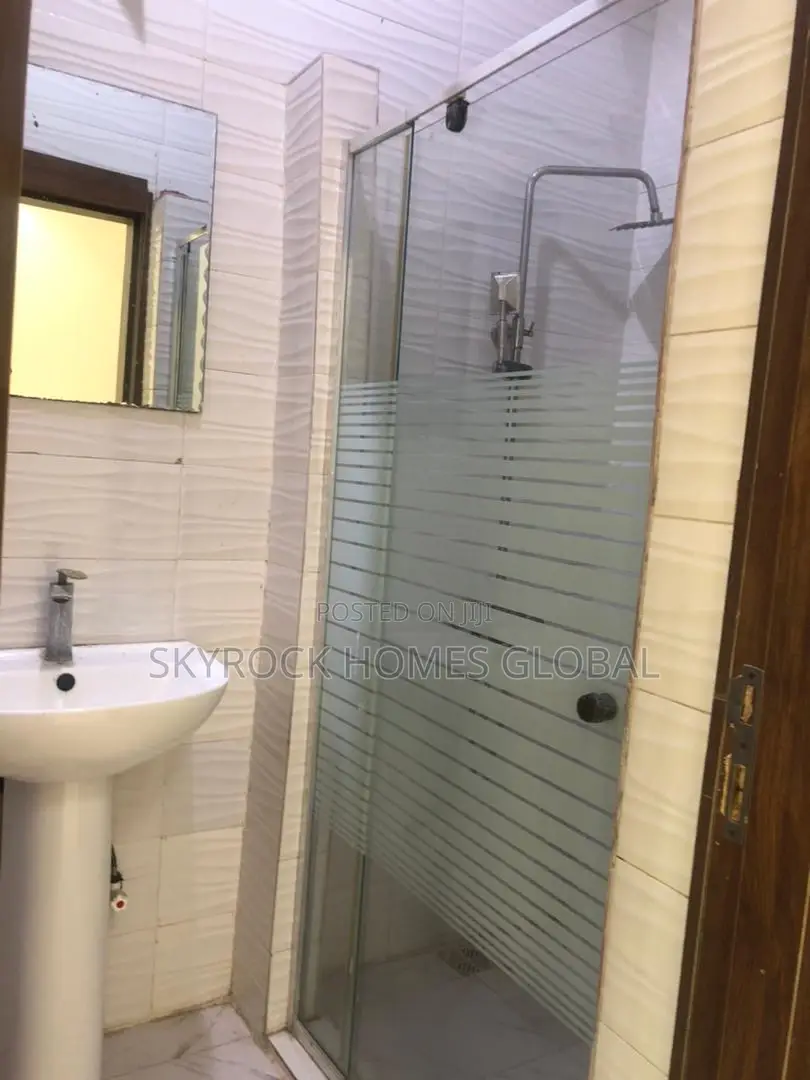 2bdrm Block of Flats in Ikate for rent in Ikate