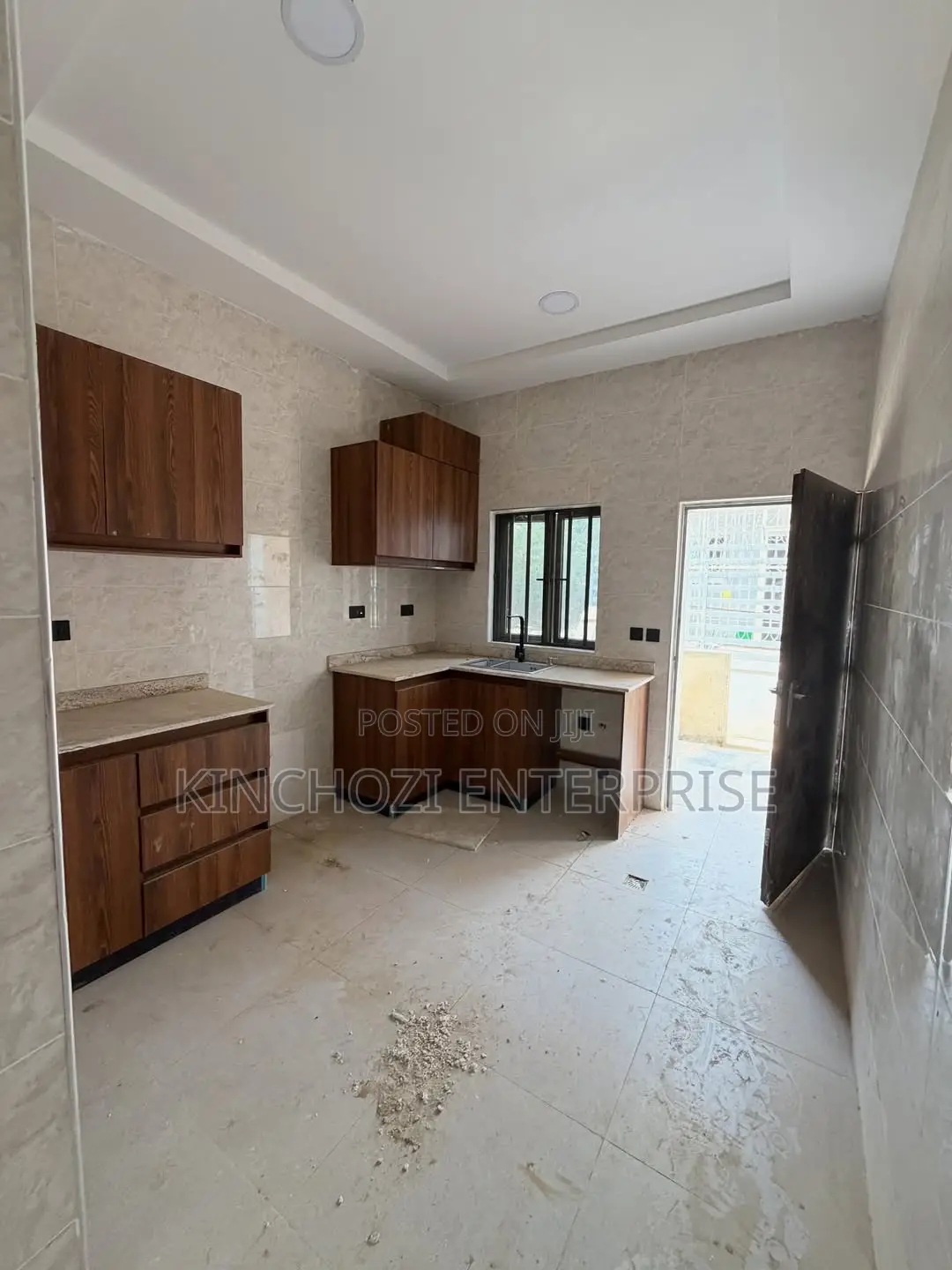 3bdrm Townhouse / Terrace in Apo Abuja, Zone B for rent in Zone B