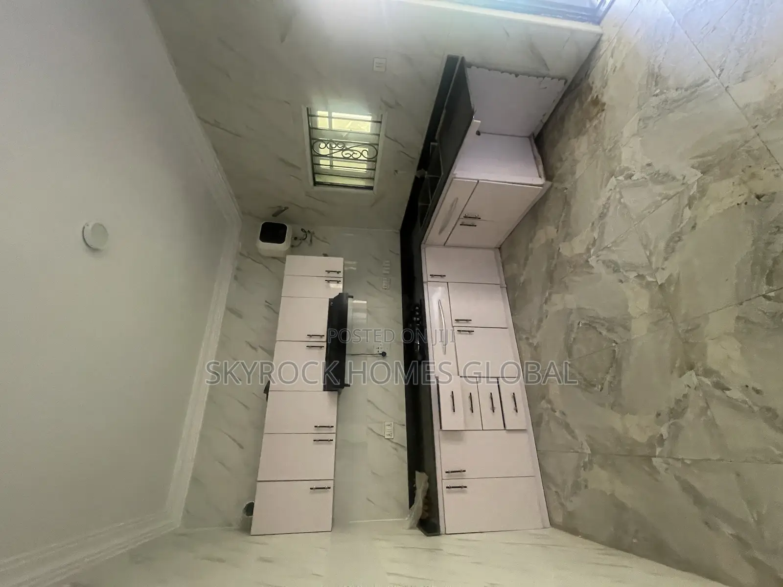 2bdrm Block of Flats in Ikota for rent in Ikota