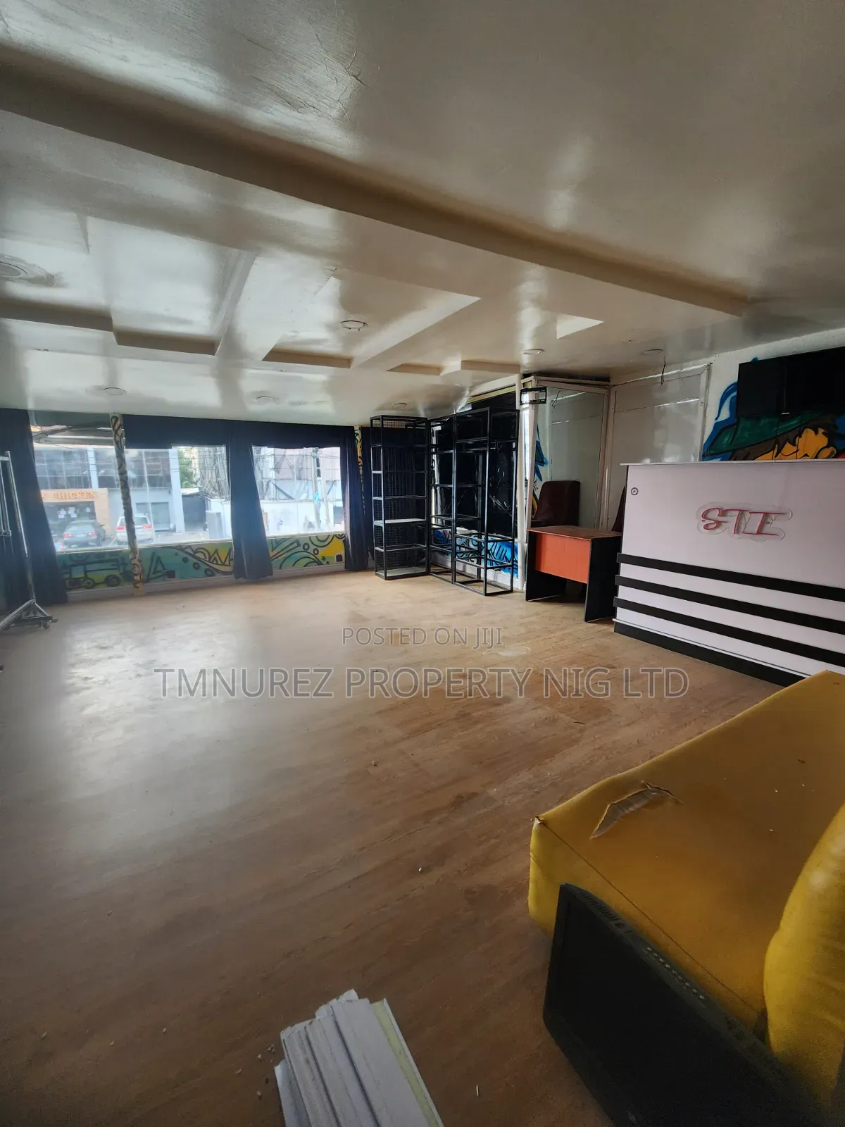 Showroom Shop for Rent Lekki Phase1 Very Busy Road in Lekki Phase 1