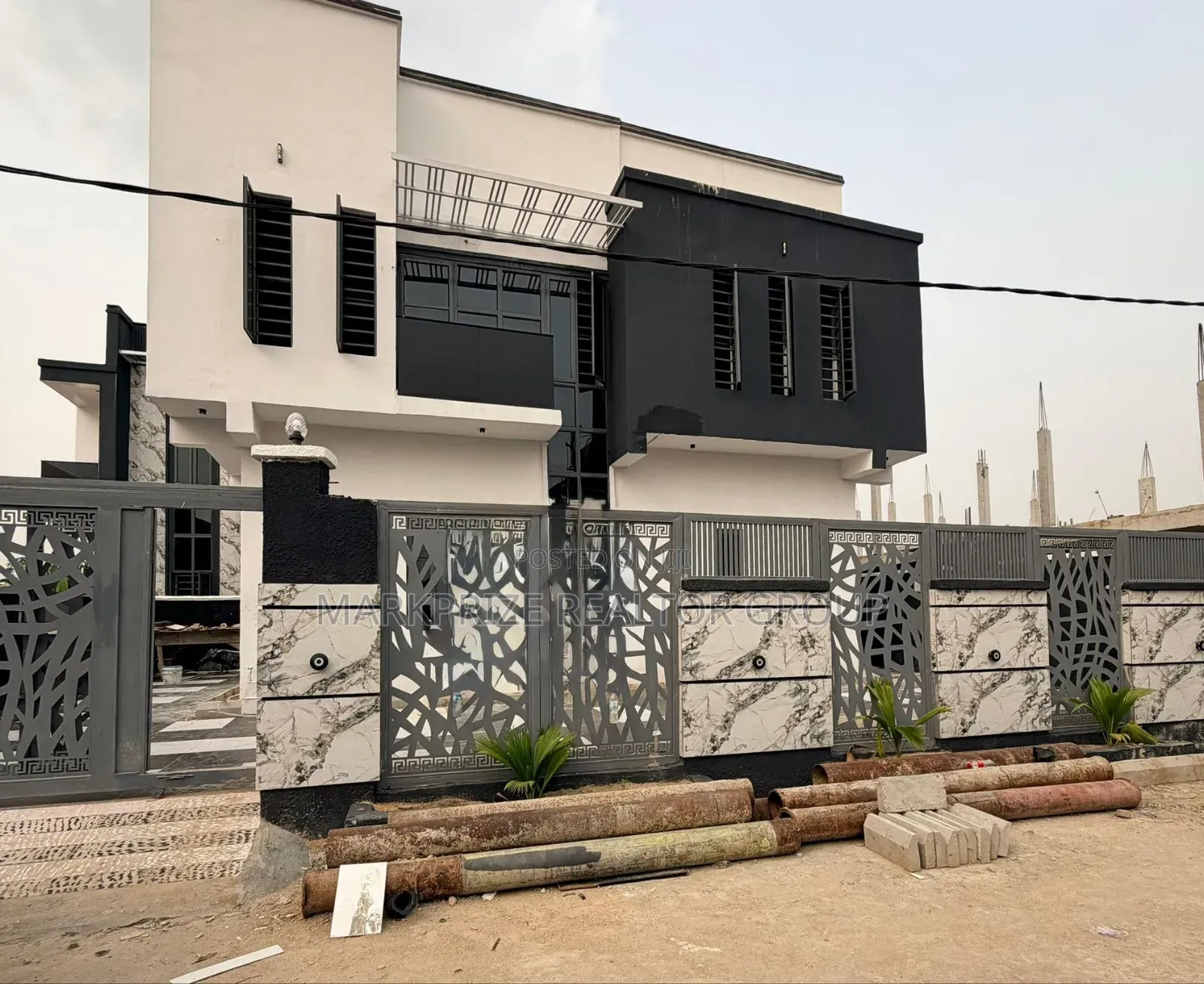 4bdrm Duplex in Ikeja Gra Lagos for sale in Ikeja GRA