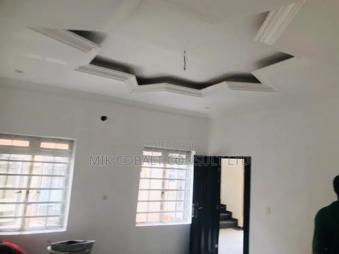 2bdrm Block of Flats in S P Aguire, Gwarinpa for rent in Gwarinpa