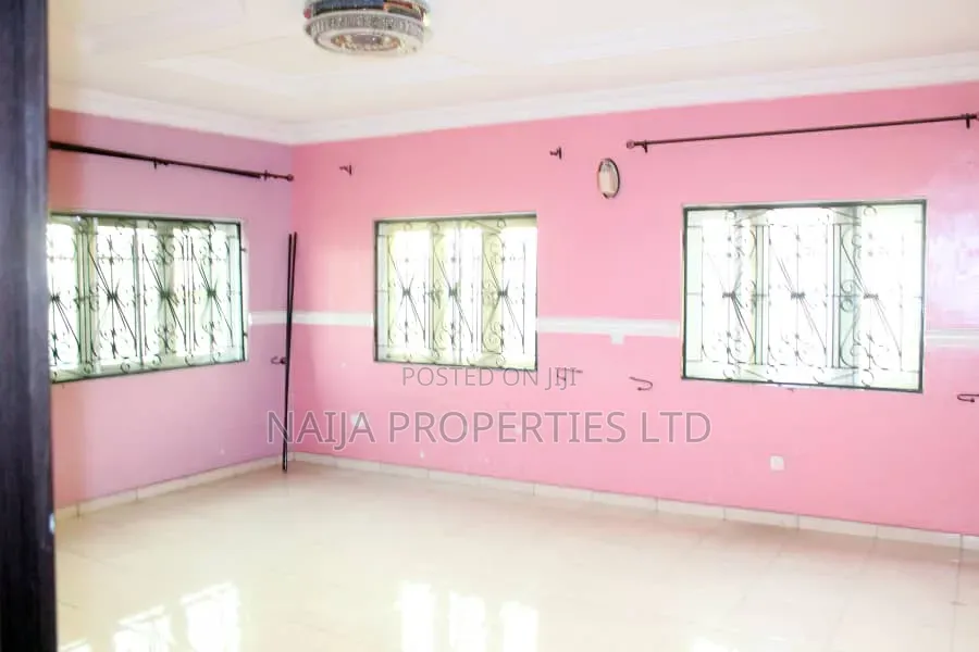4bdrm Duplex in Awoyaya for rent in Awoyaya