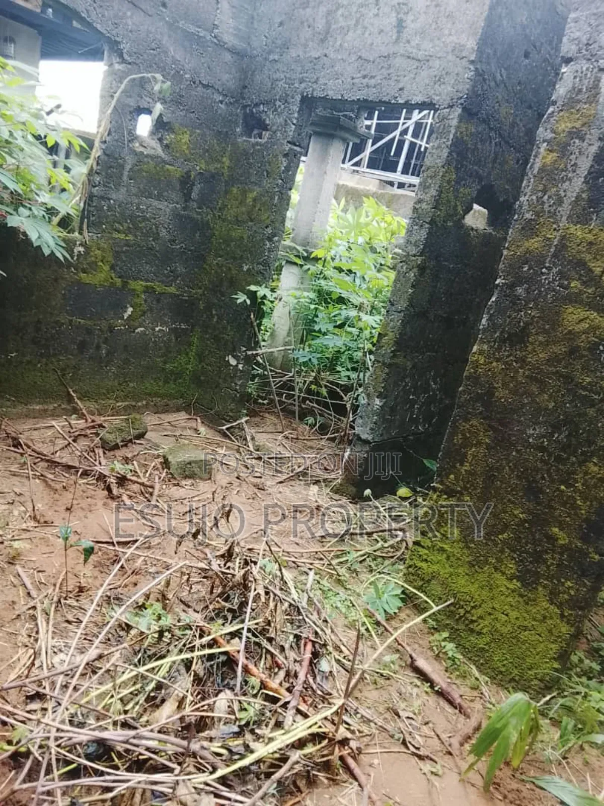 3bdrm Bungalow in Ikot Udoro, Uyo for sale in Uyo