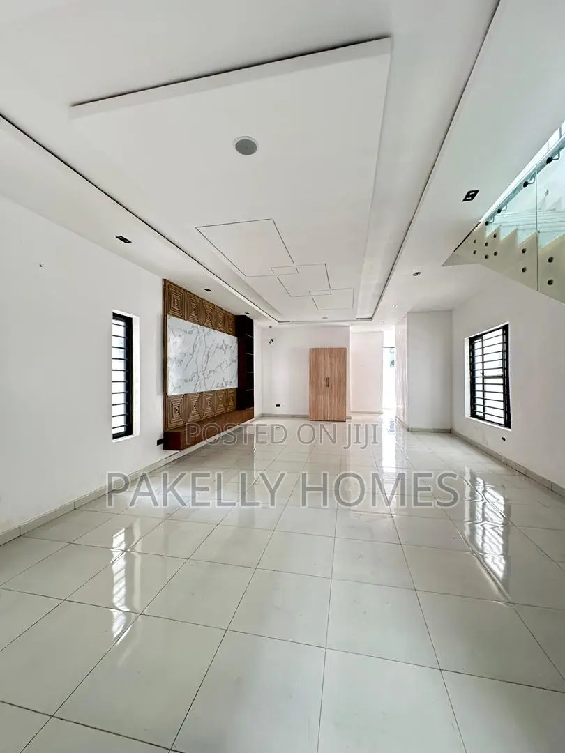 5bdrm Duplex in Vgc, Ikate-Elegushi for sale in Ikate-Elegushi