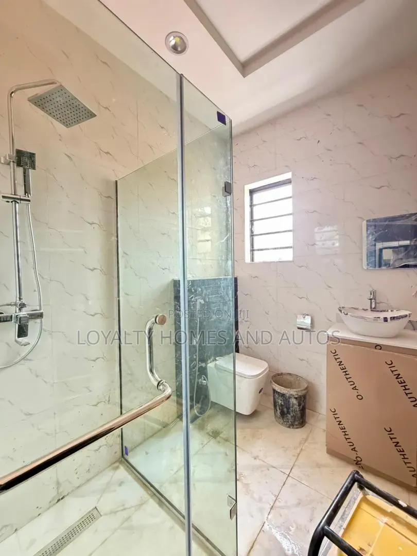 5bdrm Duplex in GRA Phase 1 for sale in GRA Phase 1