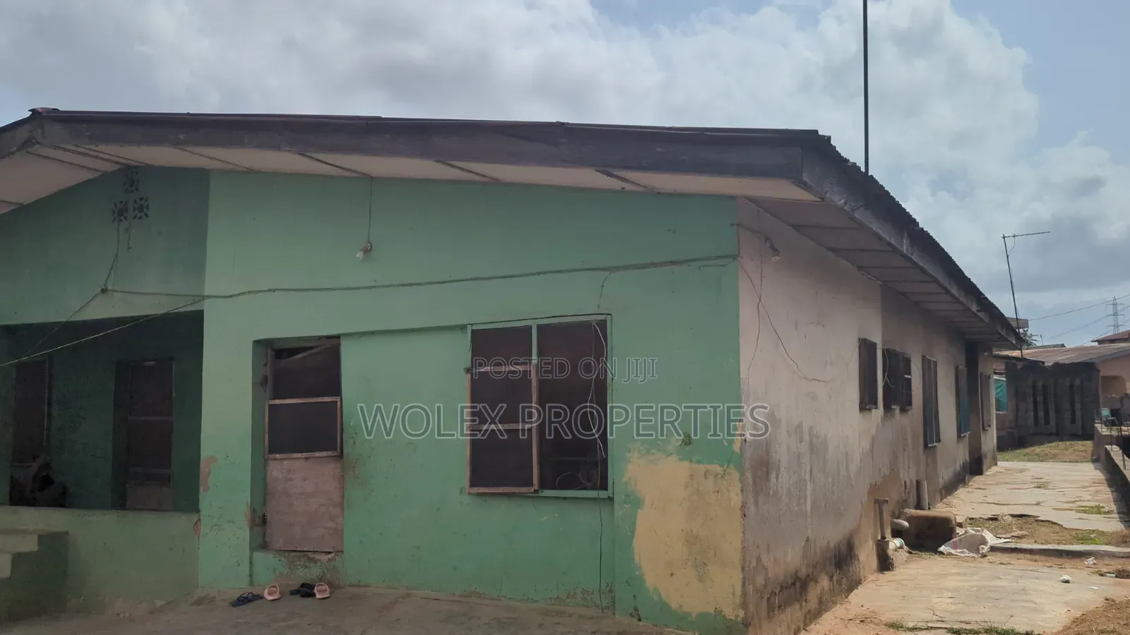 Furnished 3bdrm Bungalow in Okunola Egbeda for sale in Egbeda