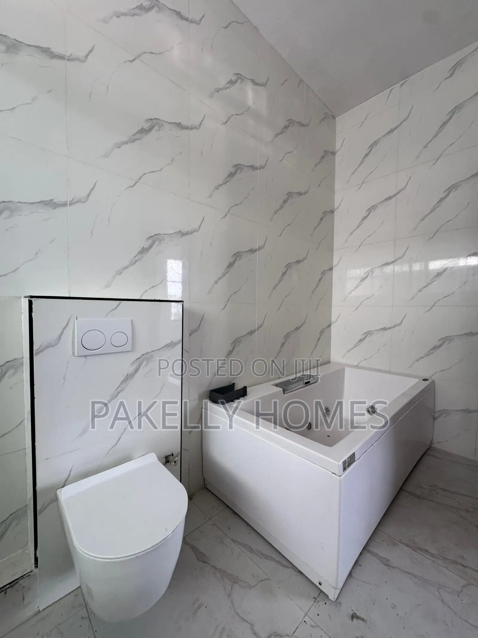 5 Bedroom With Pool in Ologolo