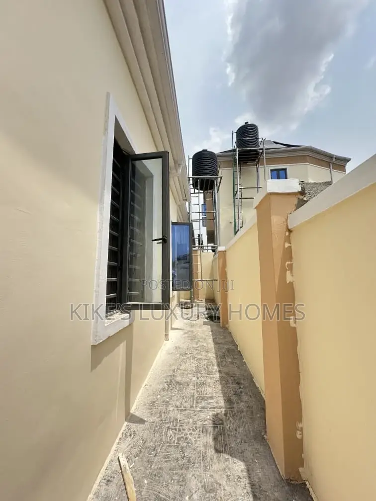 3bdrm Bungalow in Idishin for sale in Idishin