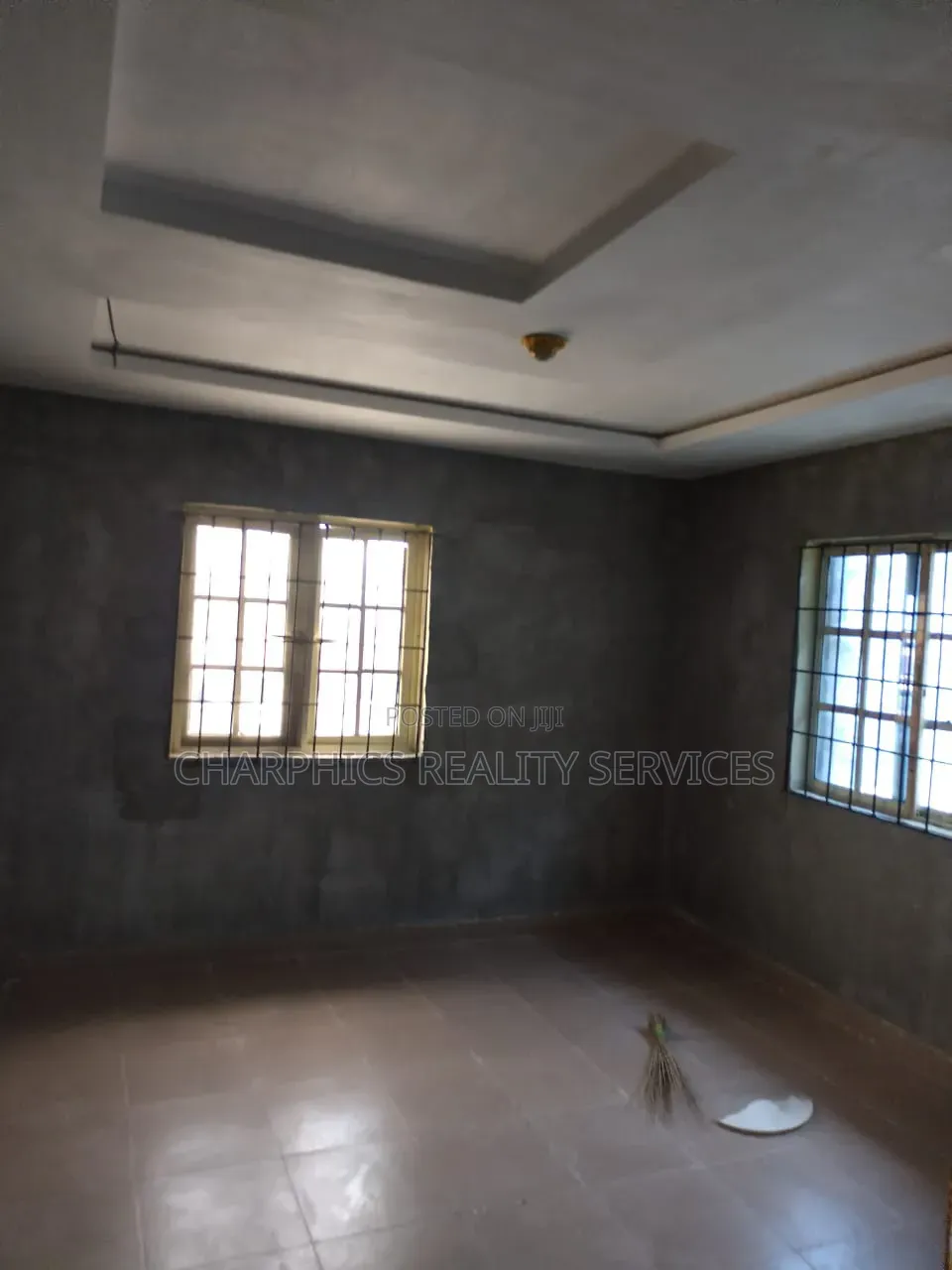 Furnished 3bdrm Block of Flats in Aguda / Surulere for sale in Aguda / Surulere