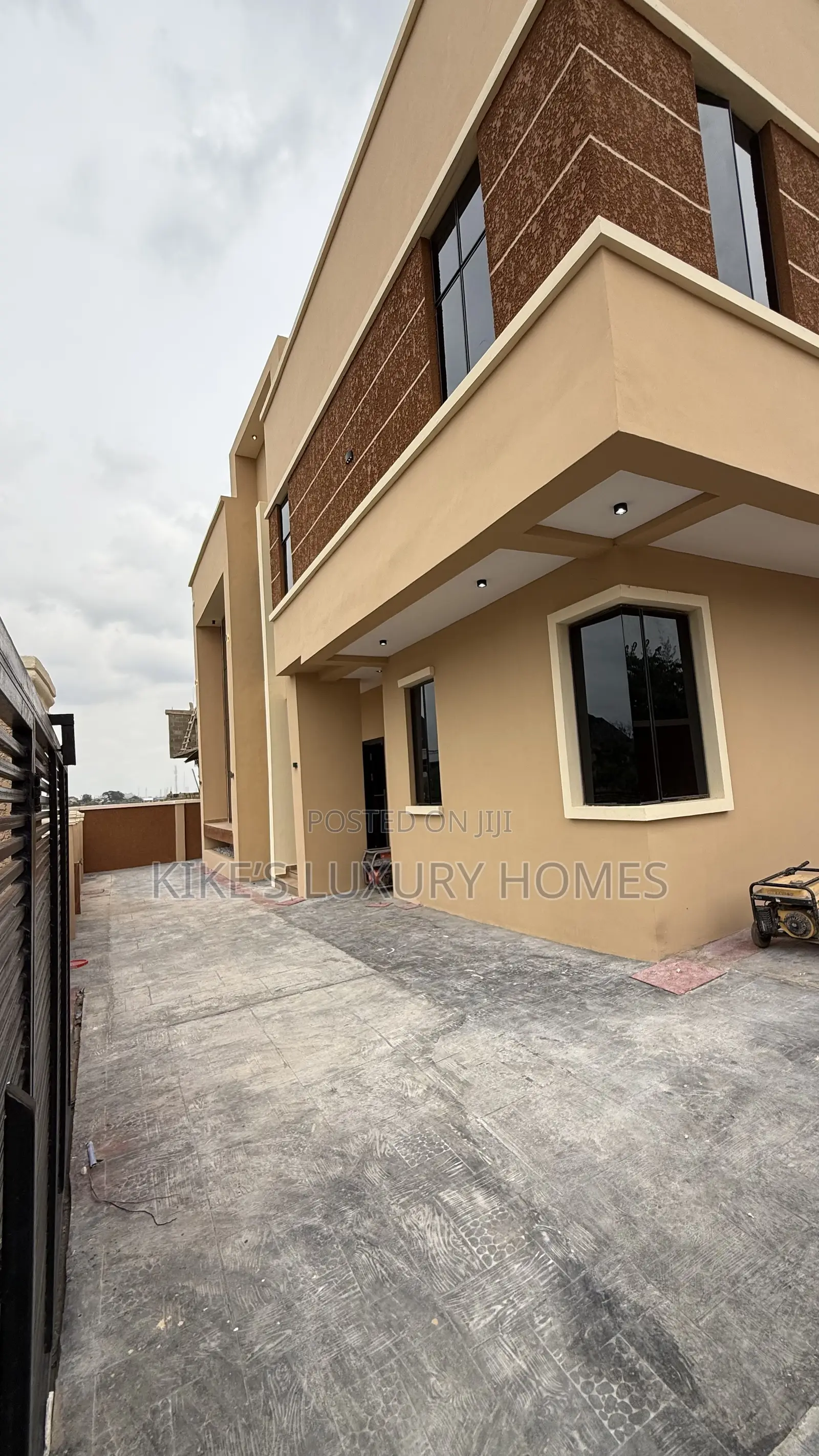 4bdrm Duplex in Carlton Gate Estate, Akobo for sale in Akobo