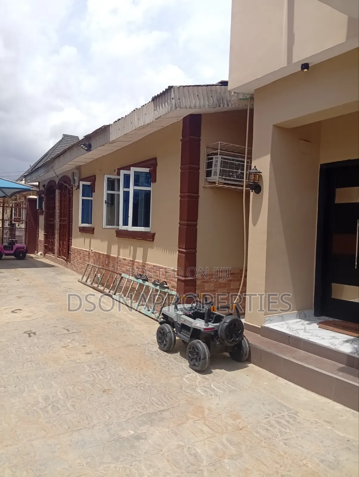 1bdrm Apartment in Liberty Close, Alagbado for rent in Alagbado