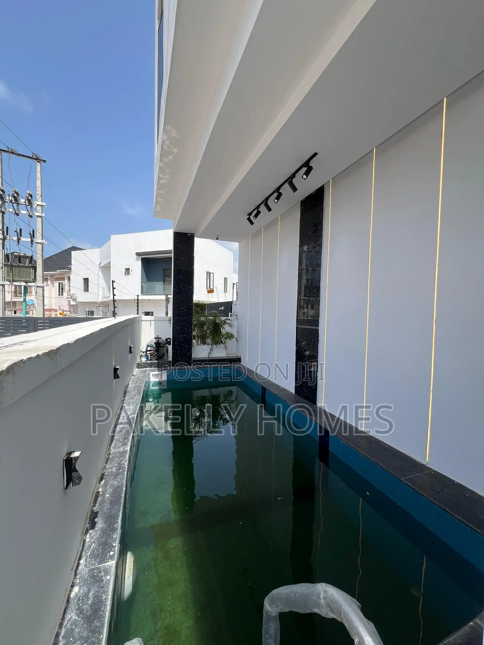 Exquisite Spacious Luxury 5 Bedroom Detached Duplex in Ikota