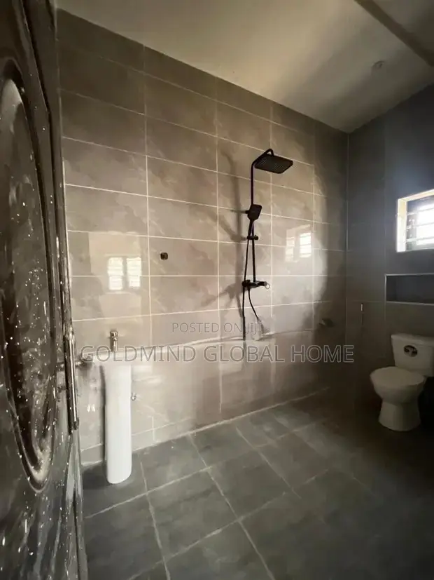 3bdrm Bungalow in Apo District. Abuja for sale in Apo Resettlement