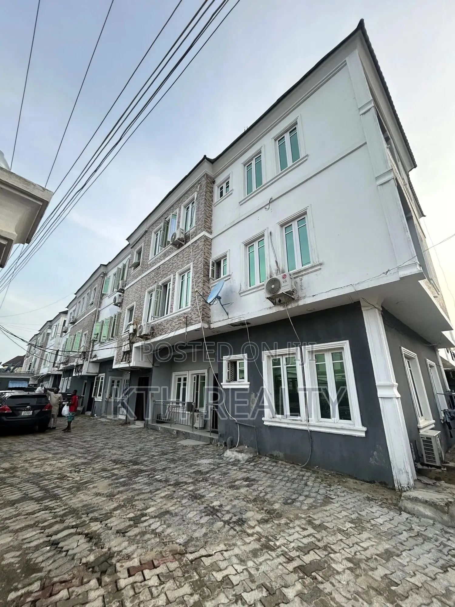 2bdrm Apartment in Ikota Gra for rent in Ikota
