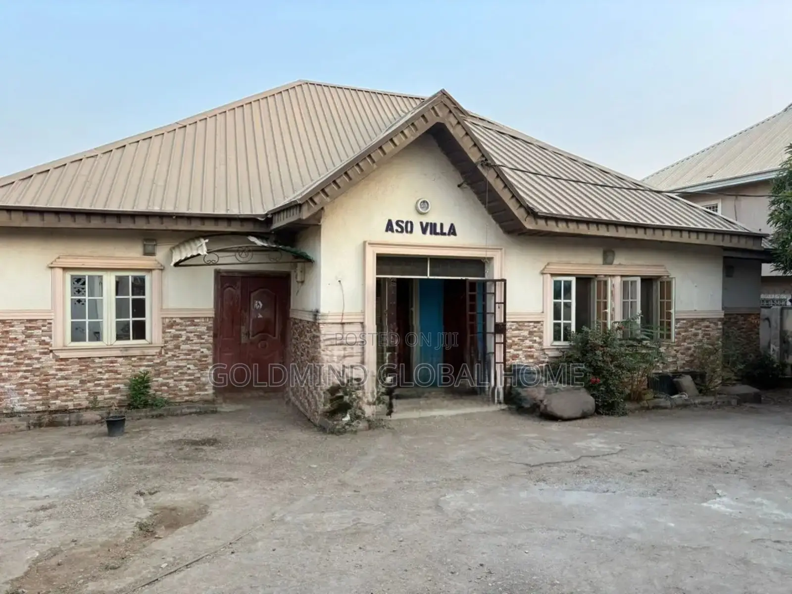 3bdrm Bungalow in Lugbe District., FHA for sale in FHA