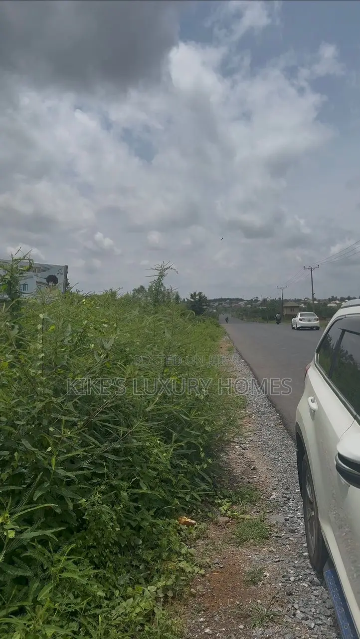 Plots of Land for Sale in Ido