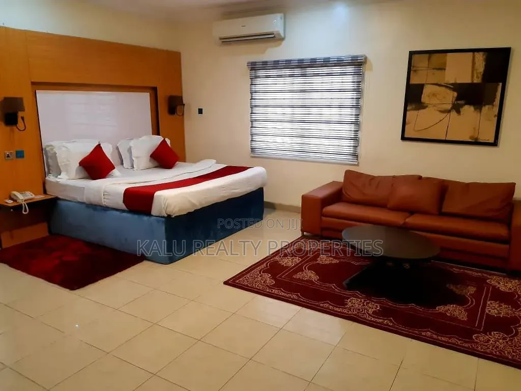 Luxury High Commercial Property for Rent in Lekki Phase 2