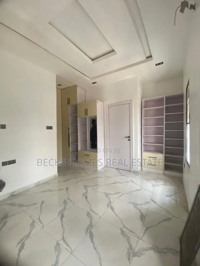4bdrm Duplex in Mercy Land, Magodo for sale in Magodo
