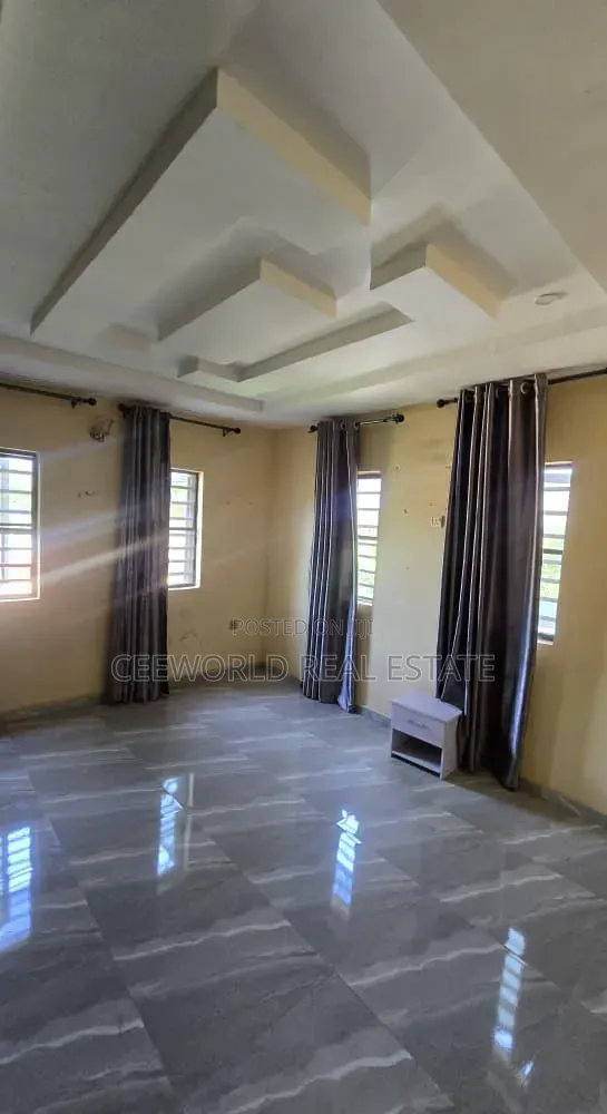 4bdrm Duplex in Oluwo Kekere, Basorun for rent in Basorun