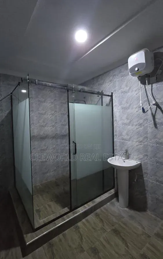4bdrm Duplex in Oluwo Kekere, Basorun for rent in Basorun