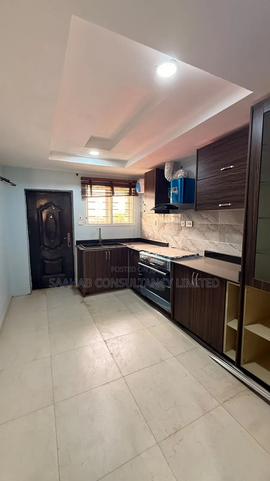 3bdrm Apartment in B&H, Garki for sale in Garki