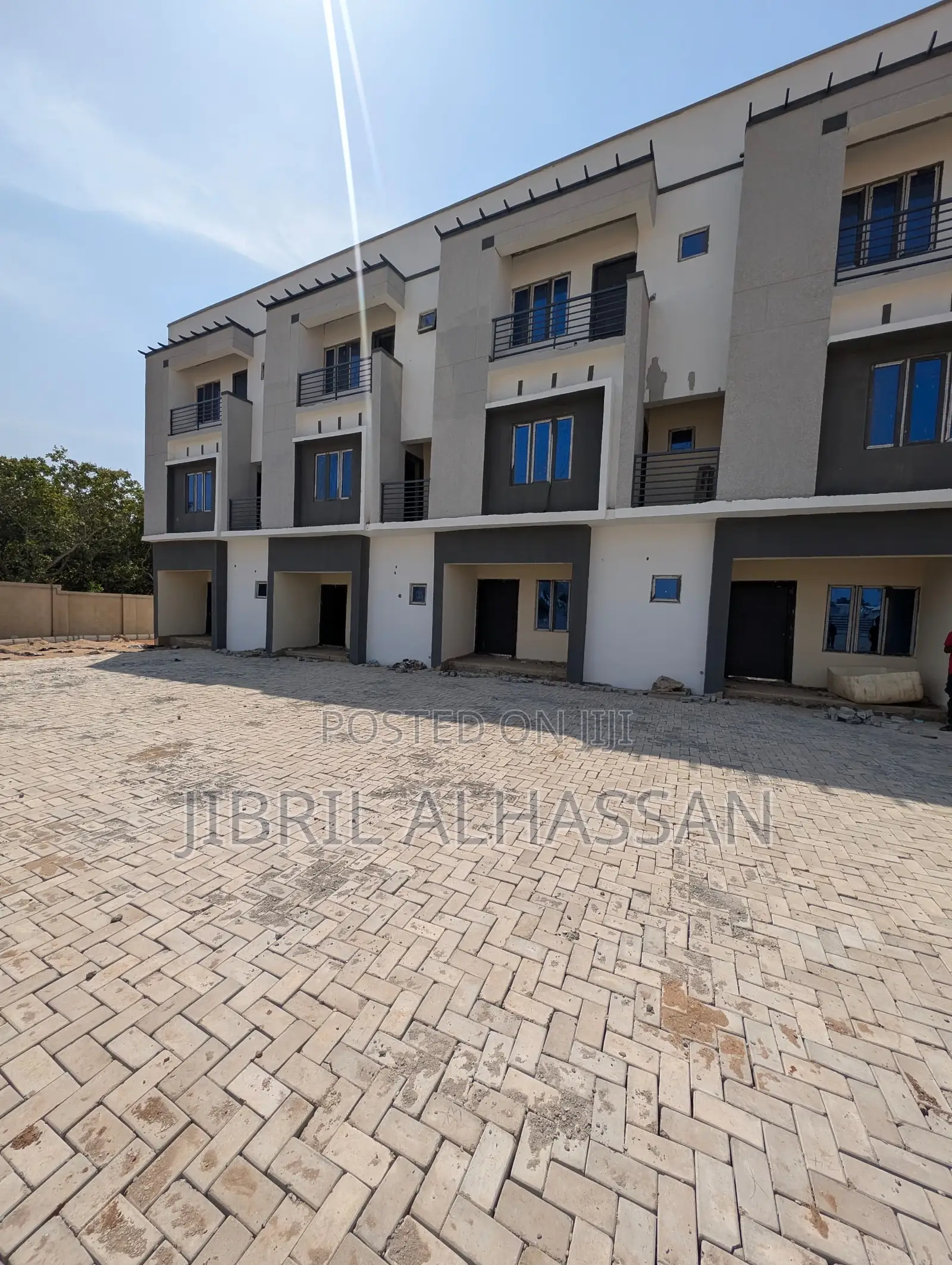 5bdrm Townhouse/Terrace in Gaduwa for sale in Gaduwa