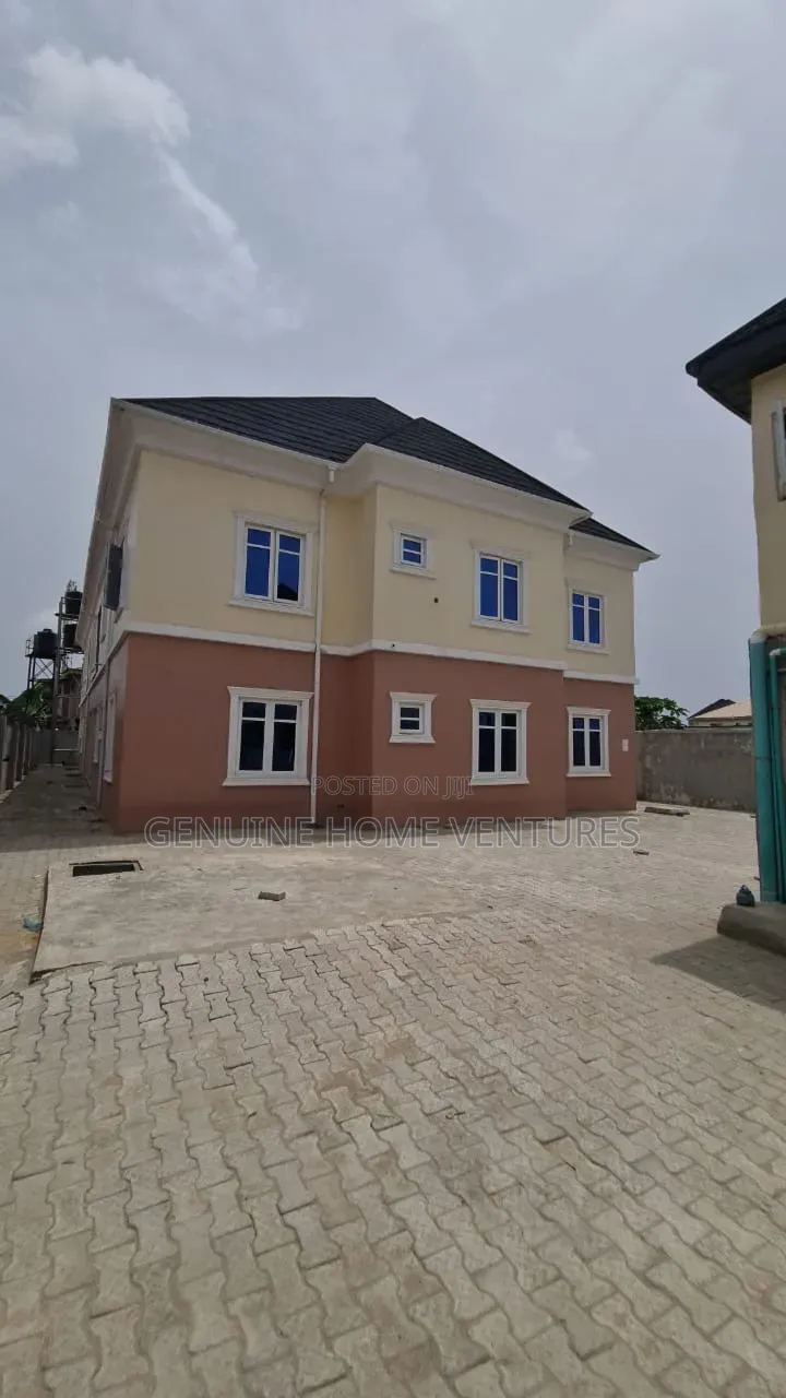 12bdrm Block of Flats in Awoyaya for sale in Awoyaya