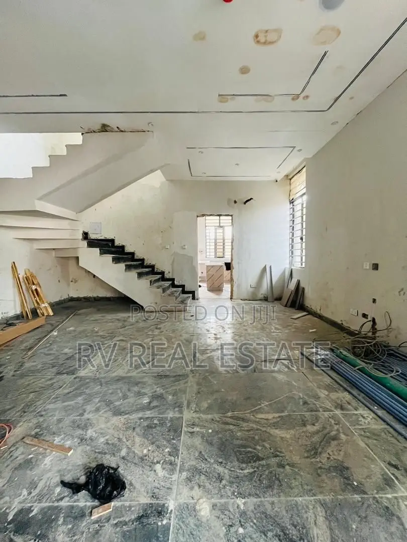 4bdrm Duplex in Omole Phase 1 for sale in Omole Phase 1