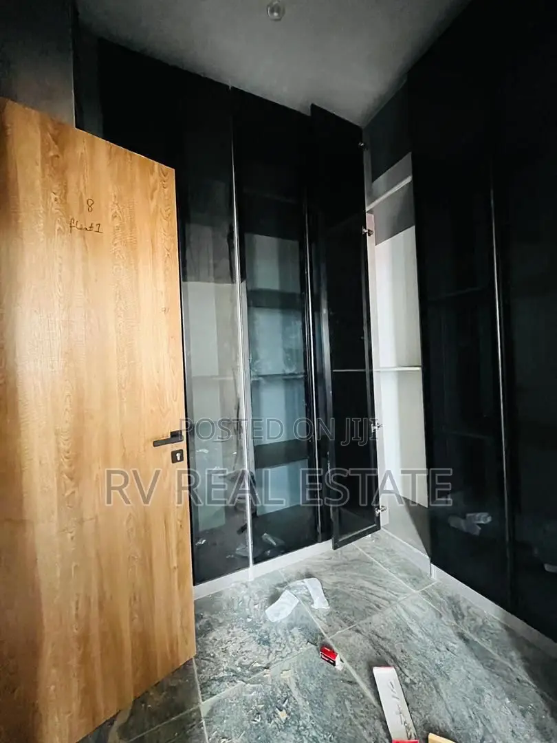 4bdrm Duplex in Omole Phase 1 for sale in Omole Phase 1