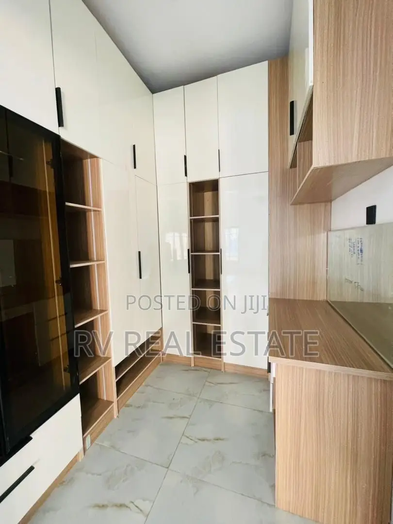 6bdrm Duplex in Ikeja GRA for sale in Ikeja GRA
