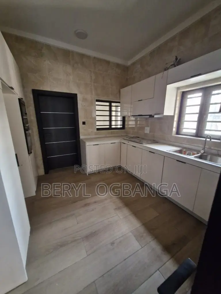 4bdrm House in Ikota for sale in Ikota