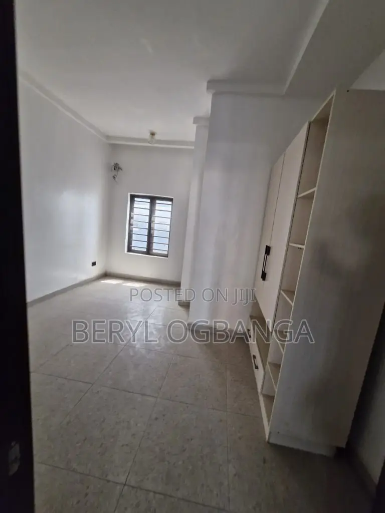4bdrm House in Ikota for sale in Ikota