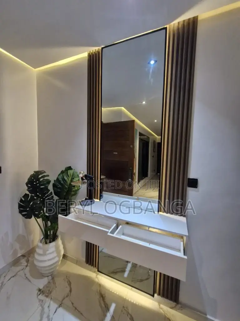 Furnished 2bdrm Apartment in Ikate for sale in Ikate